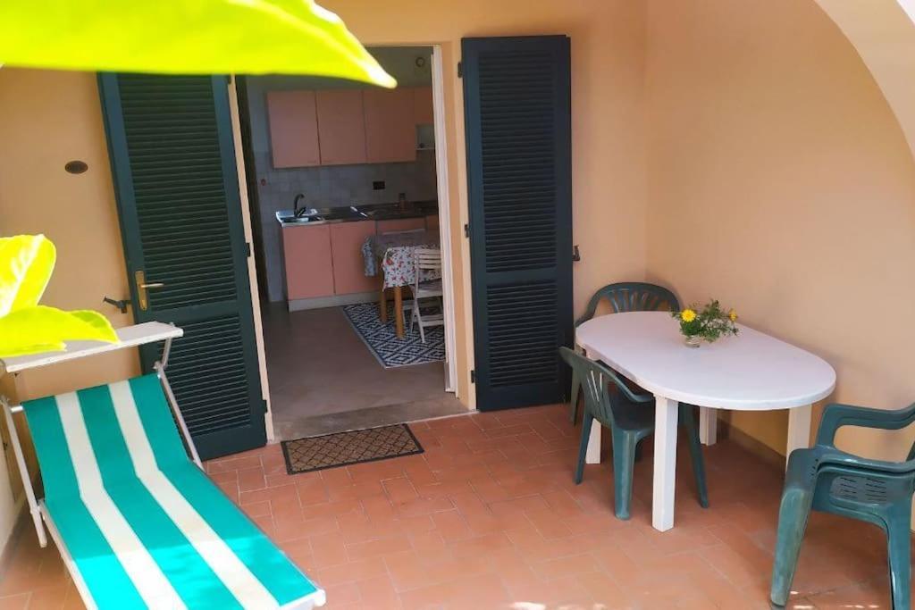 Villa Nisportino, Elba. Bilocale Con Patio Vista Mare. Casale Gastagno Esterno foto