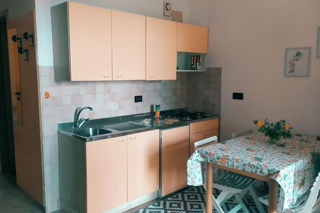 Villa Nisportino, Elba. Bilocale Con Patio Vista Mare. Casale Gastagno Esterno foto